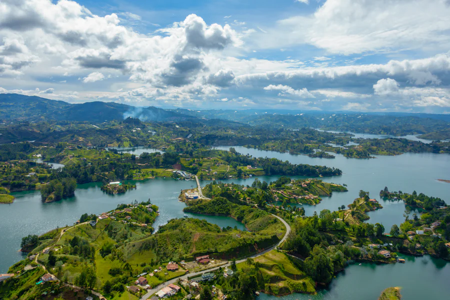 Guatapé y la Piedra del Peñol